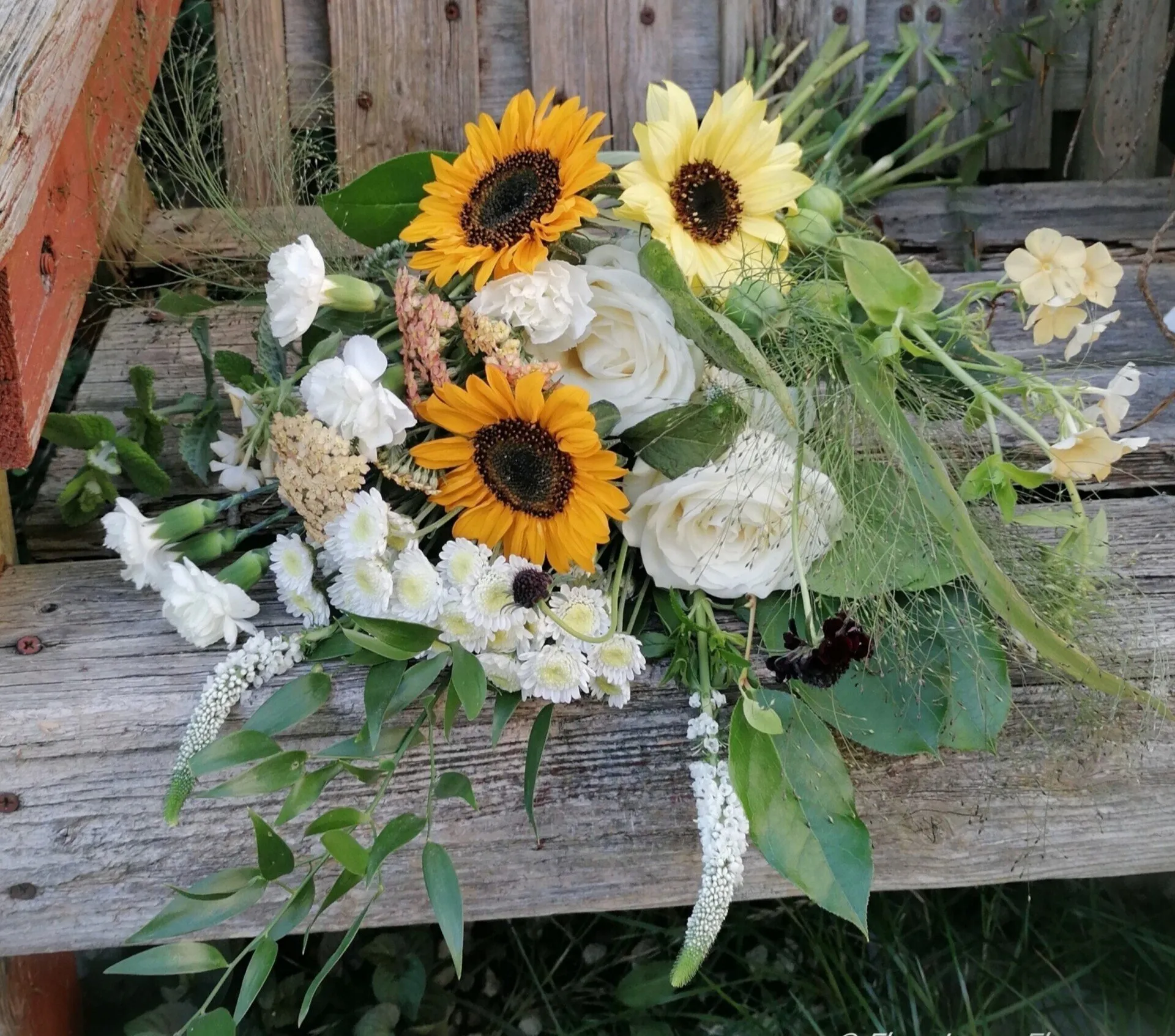 Funeral flowers Ely